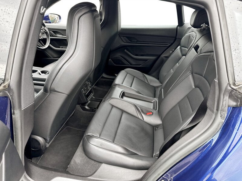 Used Porsche Taycan 2023 for sale - 77621972: Photo 19