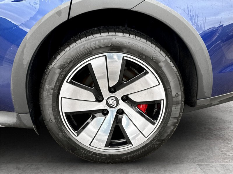 Used Porsche Taycan 2023 for sale - 77621972: Photo 23