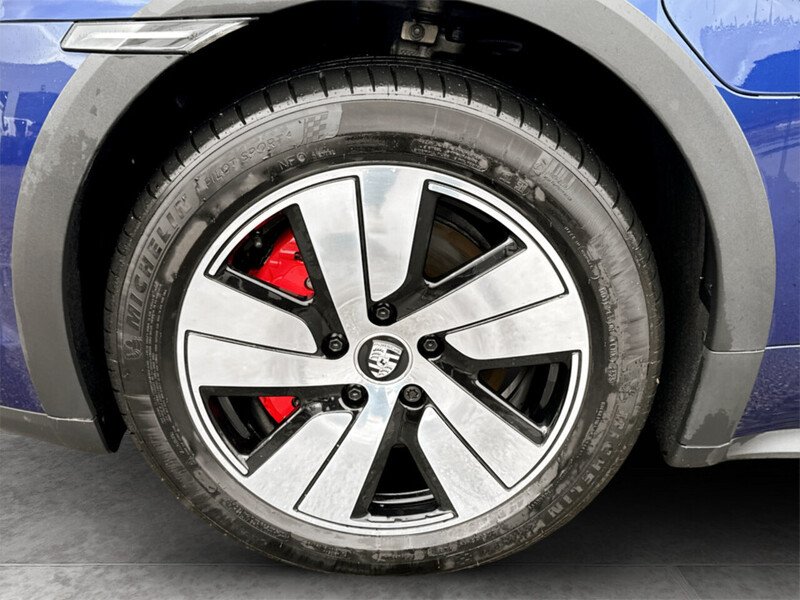 Used Porsche Taycan 2023 for sale - 77621972: Photo 26