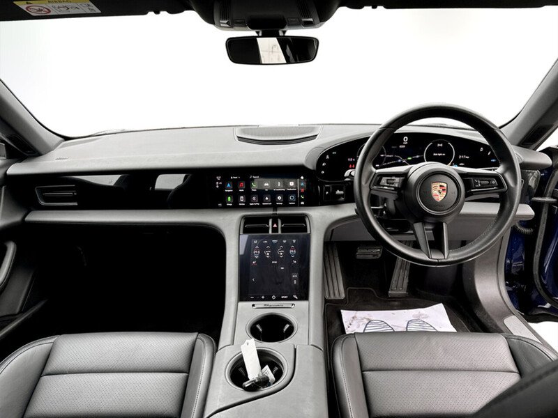 Used Porsche Taycan 2023 for sale - 77621972: Photo 8