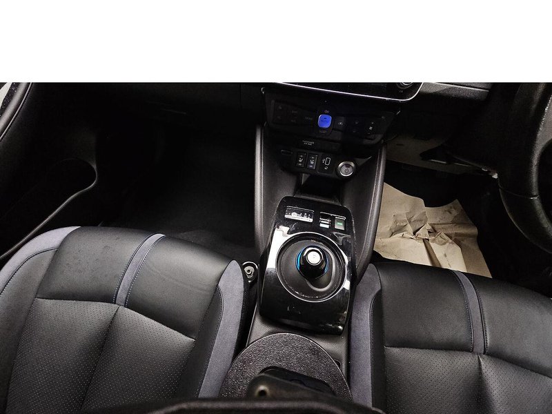 Used Nissan Leaf 2020 for sale - 77096766: Photo 4