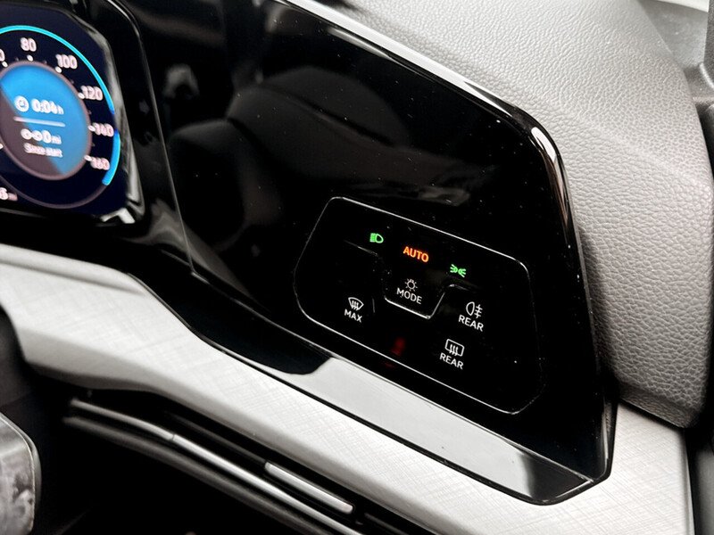 Used Volkswagen Golf 2022 for sale - 76040051: Photo 31