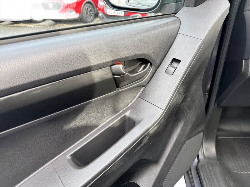 Used Isuzu D-Max 2018 for sale - 77351182: Photo 12