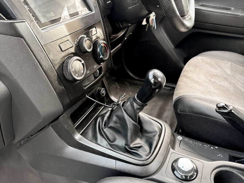 Used Isuzu D-Max 2018 for sale - 77351182: Photo 14