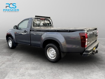 Used Isuzu D-Max 2018 for sale - 77351182: Photo