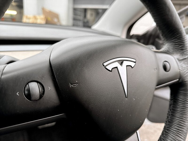 Used Tesla Model 3 for sale - 77370262: Photo 11