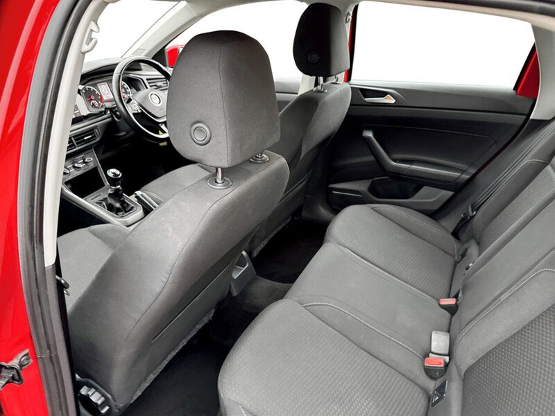 Used Volkswagen Polo 2019 for sale - 76320143: Photo 10