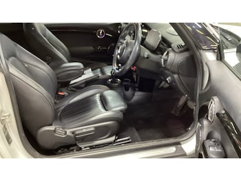Used MINI Hatch 2020 for sale - 79151583: Photo