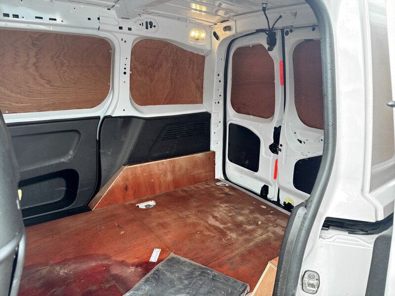 Used Peugeot Partner 2022 for sale - 76274453: Photo 27