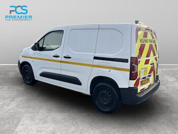 Used Peugeot Partner 2022 for sale - 77796740: Photo