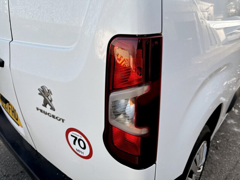 Used Peugeot Partner 2021 for sale - 76848500: Photo 15