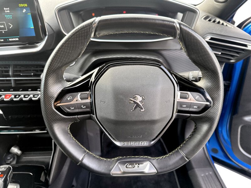Used Peugeot E-2008 2021 for sale - 76218484: Photo 15