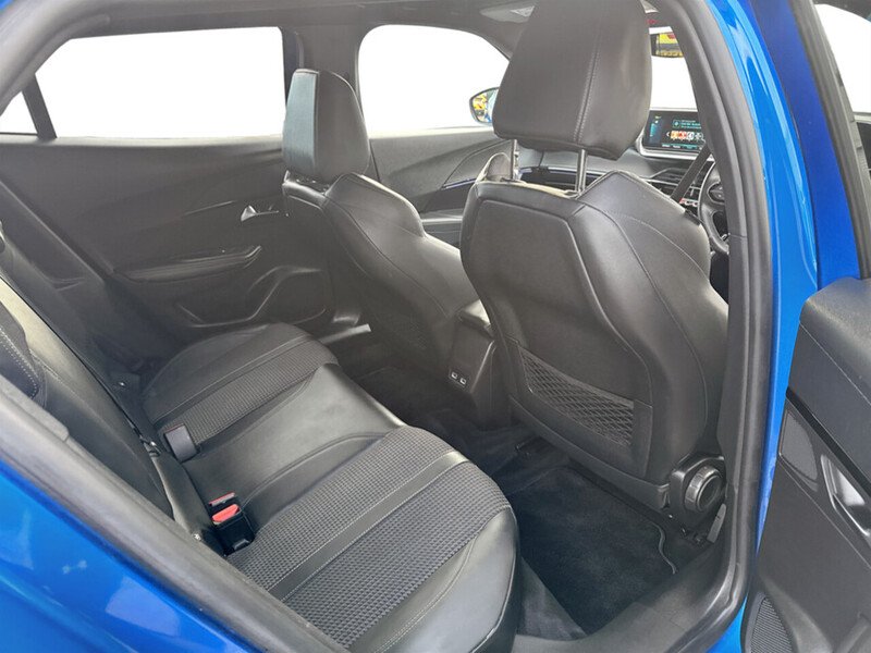 Used Peugeot E-2008 2021 for sale - 76218484: Photo 32