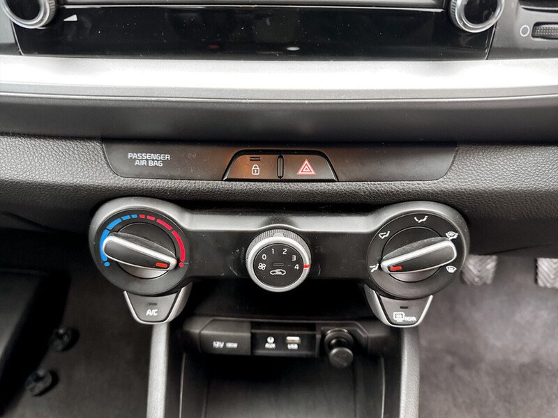 Used Kia Stonic 2020 for sale - 76694330: Photo 24