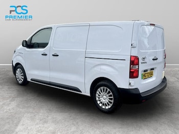 Used Toyota ProAce 2023 for sale - 78060111: Photo