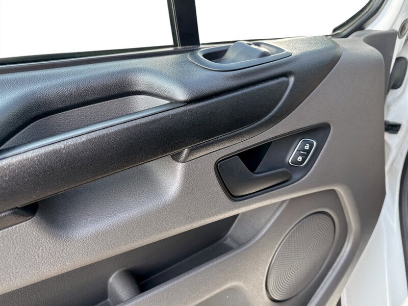 Used Ford Transit Custom 2020 for sale - 76106334: Photo 32