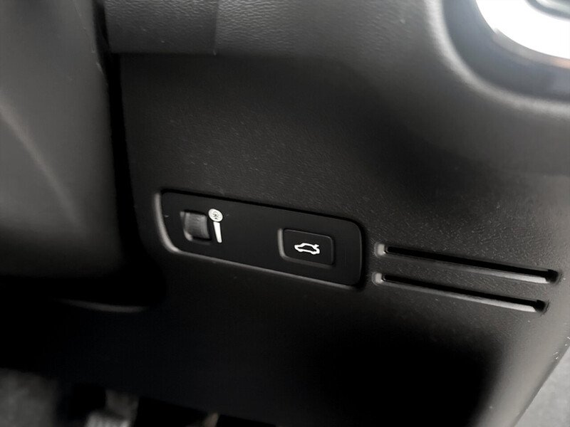 Used Volvo XC40 2022 for sale - 77643316: Photo 26