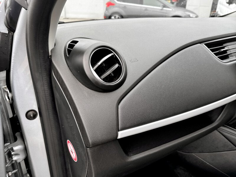 Used Renault Zoe 2020 for sale - 76906034: Photo 9