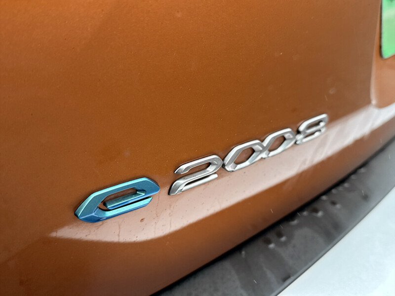 Used Peugeot E-2008 2022 for sale - 77447069: Photo 18