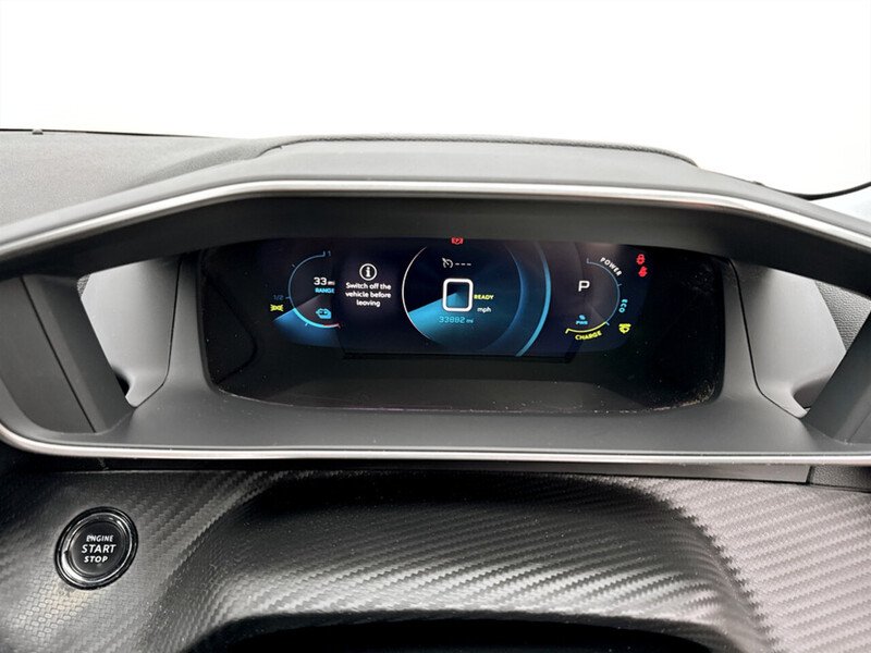 Used Peugeot E-2008 2022 for sale - 77447069: Photo 23