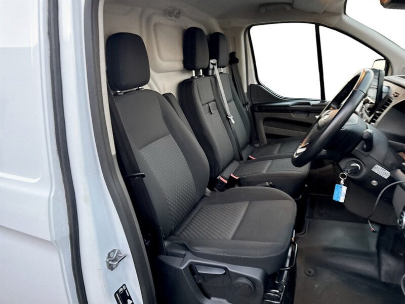 Used Ford Transit Custom 2022 for sale - 76673049: Photo 32