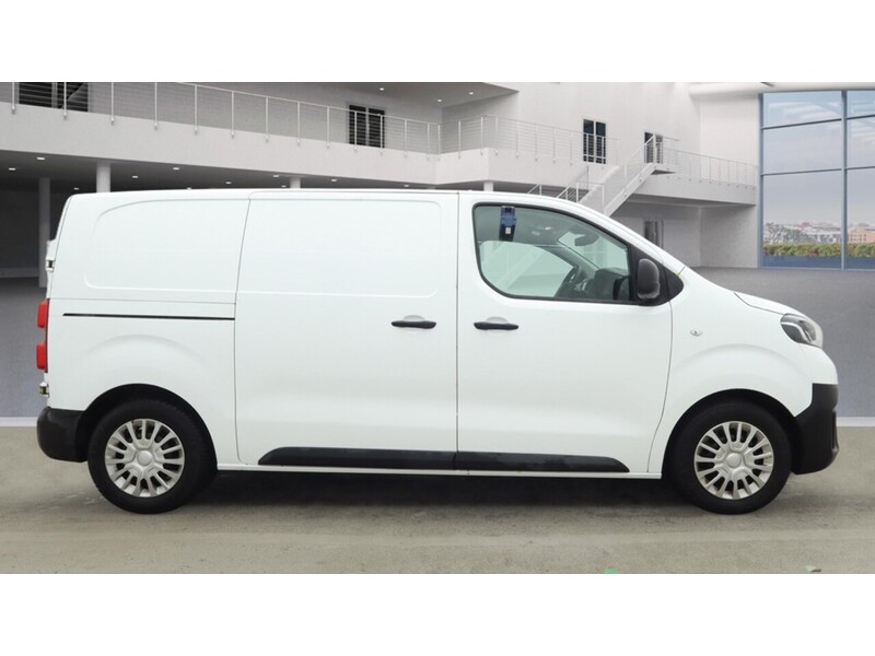 Used Toyota ProAce 2022 for sale - 77649681: Photo 3
