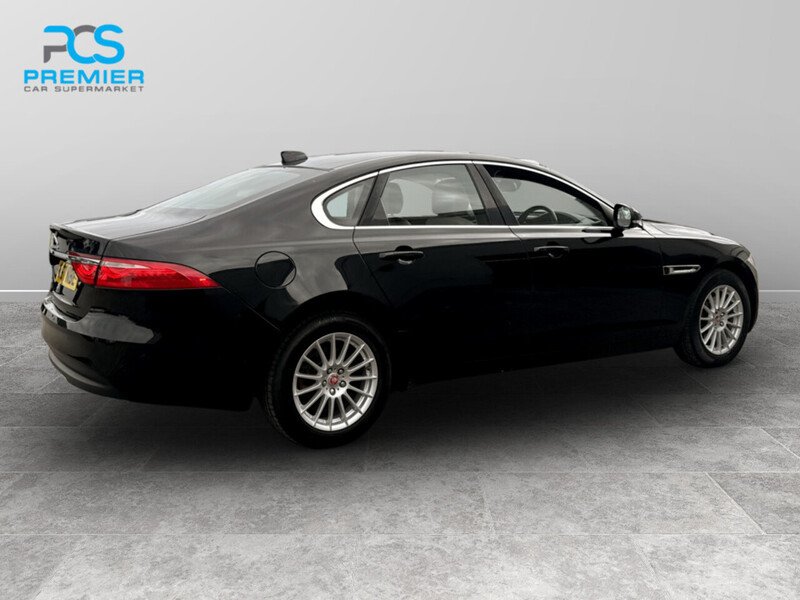 Used Jaguar XF 2018 for sale - 76206665: Photo 5