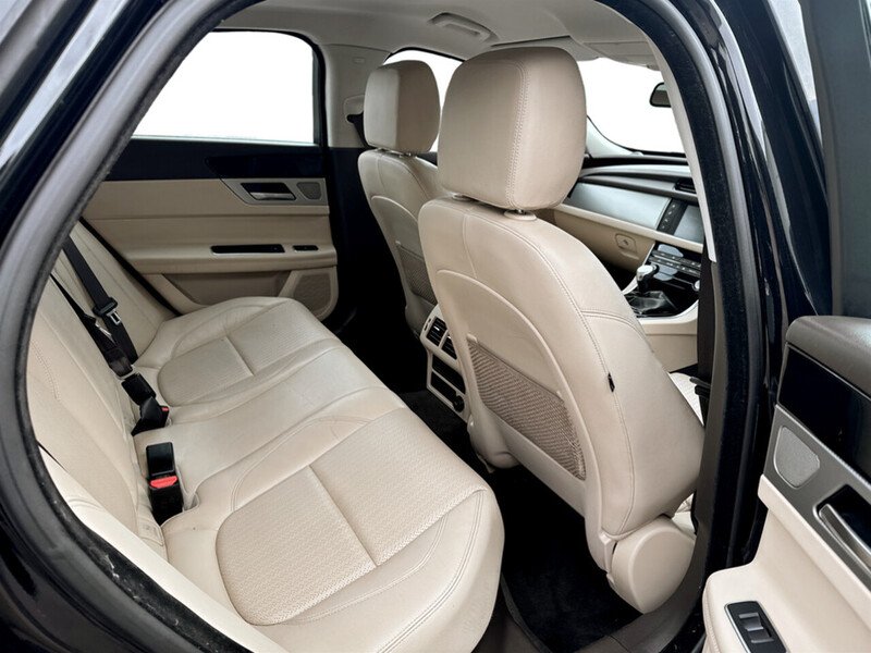 Used Jaguar XF 2018 for sale - 76206665: Photo 7