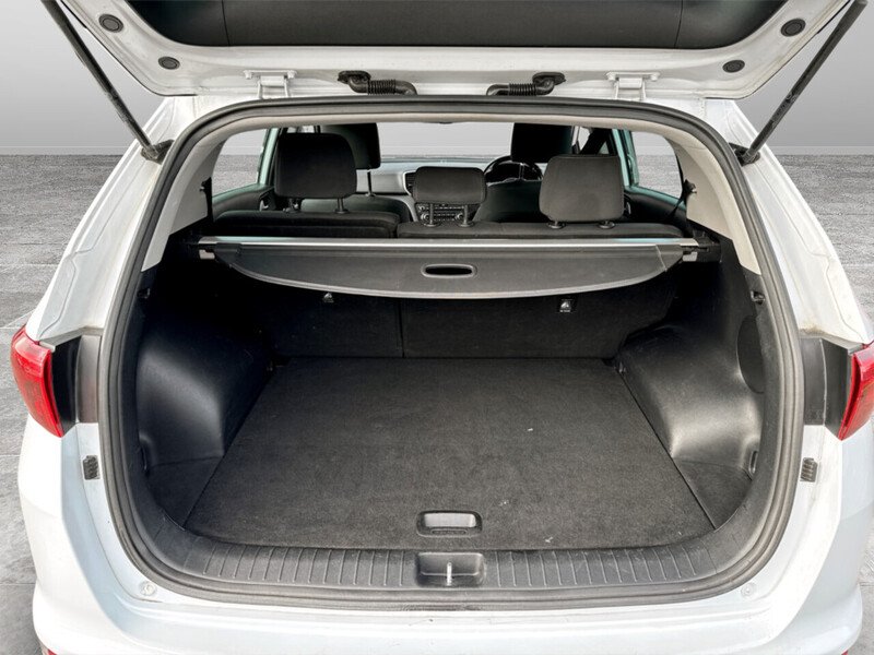 Used Kia Sportage 2018 for sale - 76611072: Photo 8