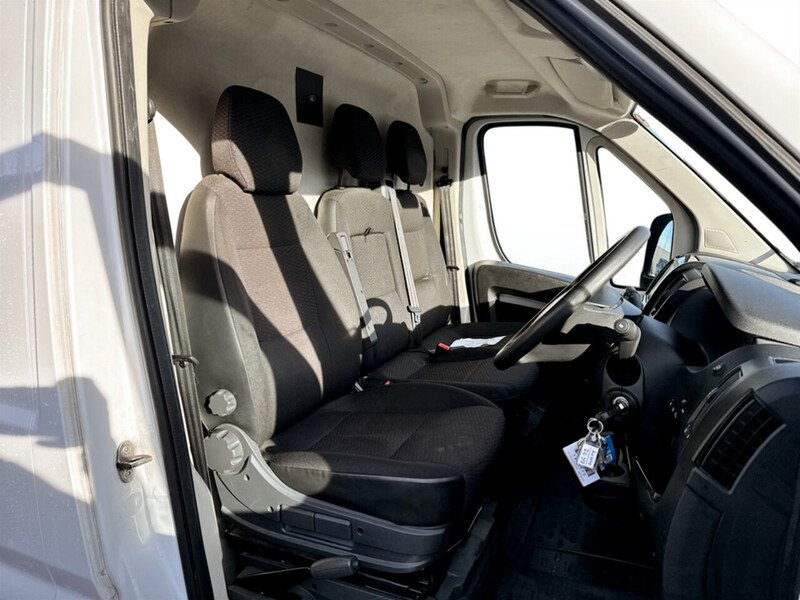 Used Vauxhall Movano 2023 for sale - 76768856: Photo 32