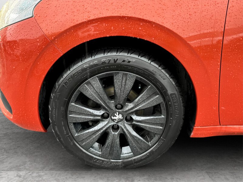 Used Peugeot 208 for sale - 77452555: Photo 24
