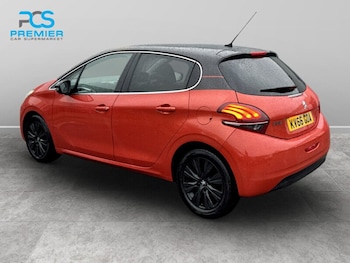 Used Peugeot 208 2016 for sale - 77452555: Photo