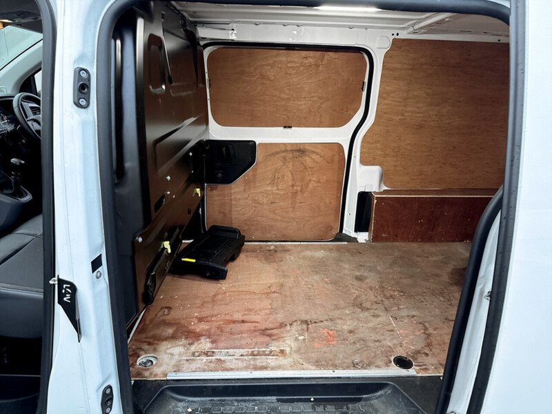 Used Peugeot Expert 2020 for sale - 76353013: Photo 29