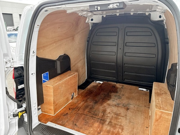Used Ford Transit Courier 2023 for sale - 76245536: Photo 14