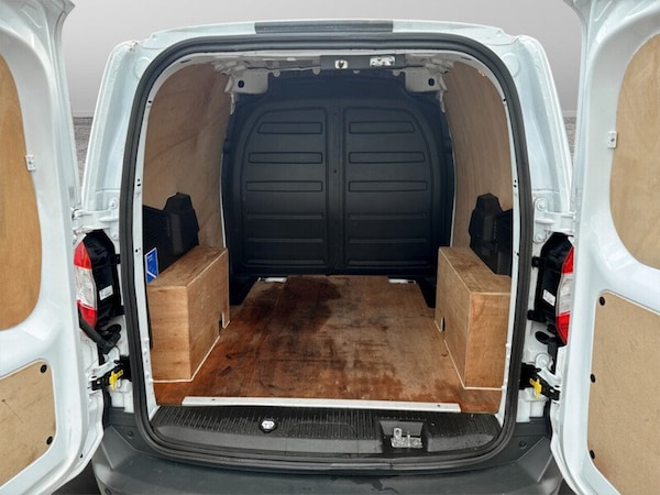 Used Ford Transit Courier 2023 for sale - 76245536: Photo 18