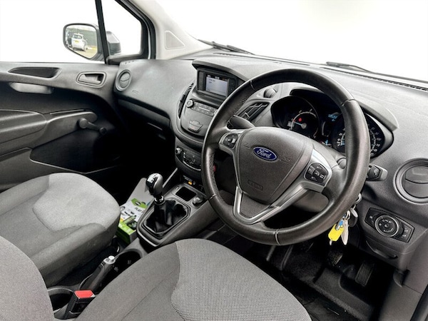 Used Ford Transit Courier 2023 for sale - 76245536: Photo 28
