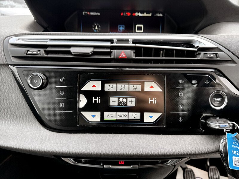 Used Citroen C4 Grand Picasso 2015 for sale - 77165102: Photo 24