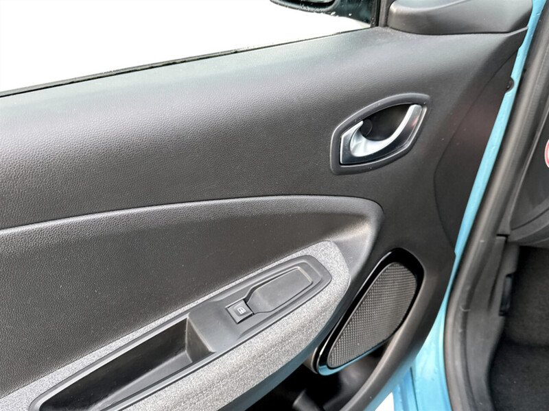 Used Renault Zoe 2021 for sale - 77693871: Photo 10