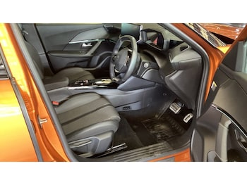 Used Peugeot 2008 2023 for sale - 78341230: Photo