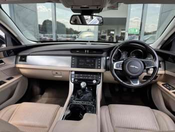 Used Jaguar XF 2018 for sale - 75254258: Photo