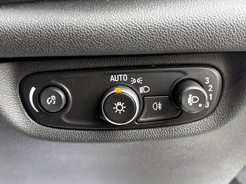 Used Vauxhall Insignia 2018 for sale - 77461200: Photo 15