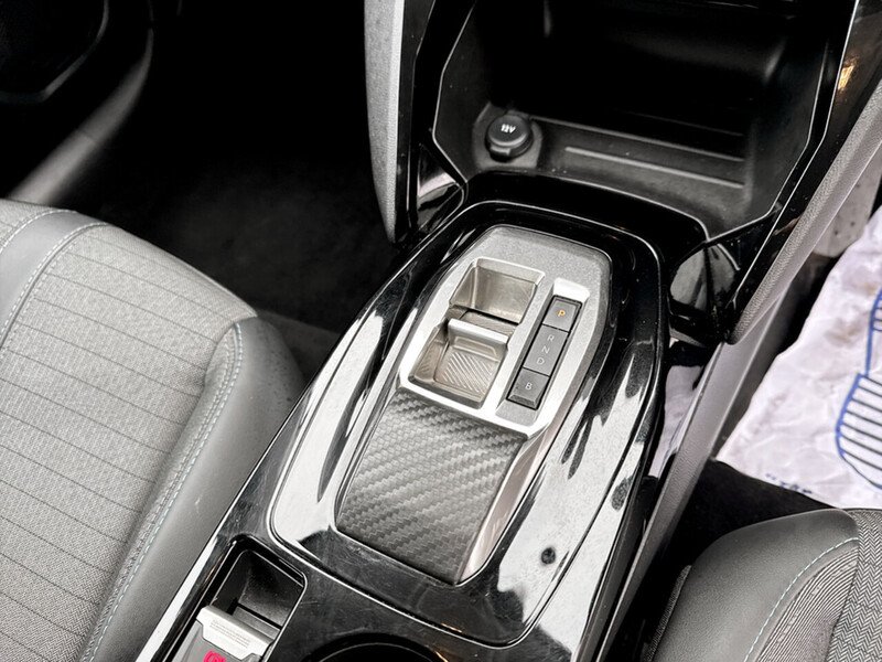 Used Peugeot 208 2023 for sale - 78016644: Photo 37