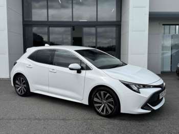 2022 - 1.8 VVT-i Hybrid Design 5dr CVT