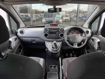 Used Peugeot Partner 2018 for sale - 73784248: Photo