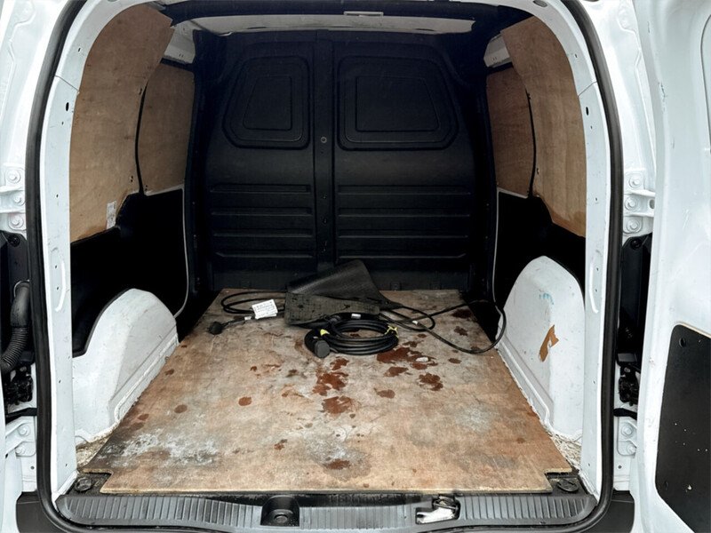 Used Nissan Other 2023 for sale - 77605231: Photo 10