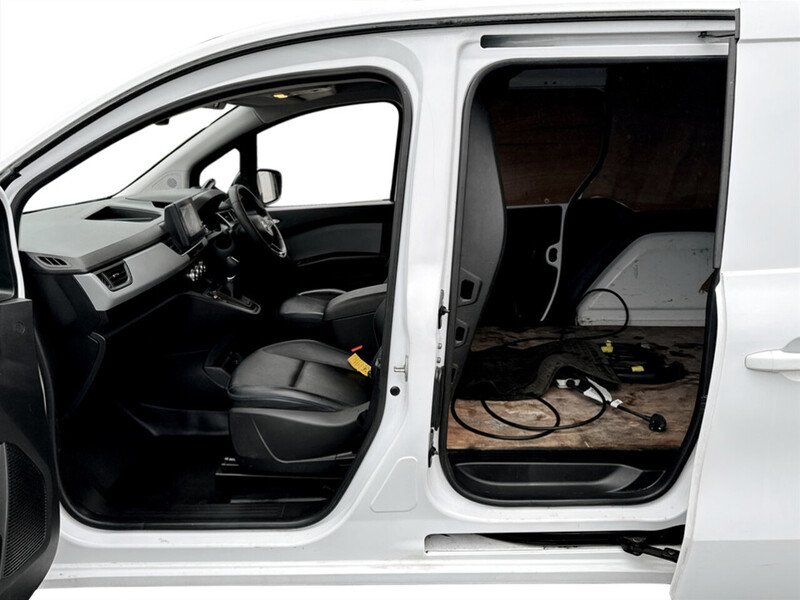 Used Nissan Other 2023 for sale - 77605231: Photo 11