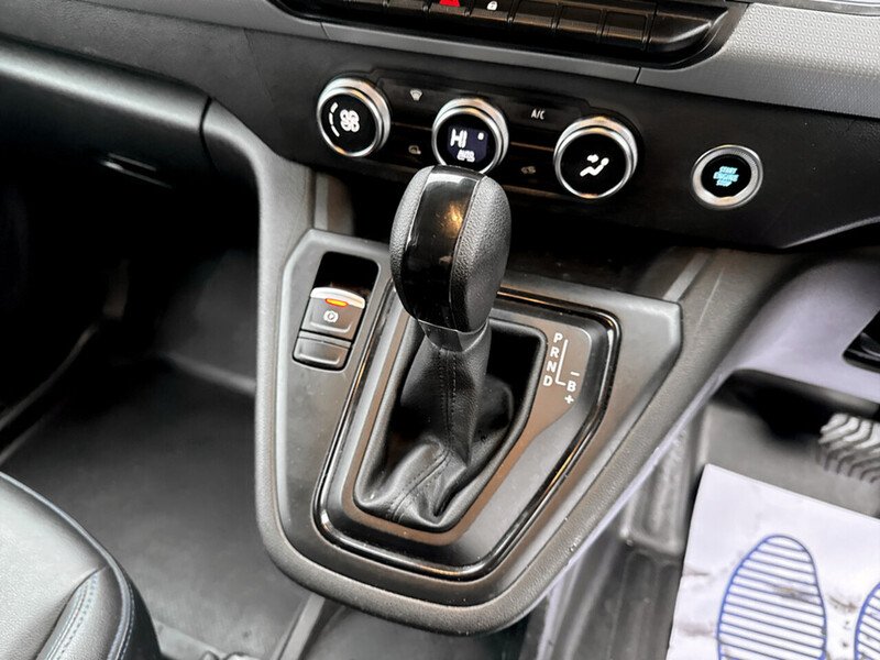 Used Nissan Other 2023 for sale - 77605231: Photo 12