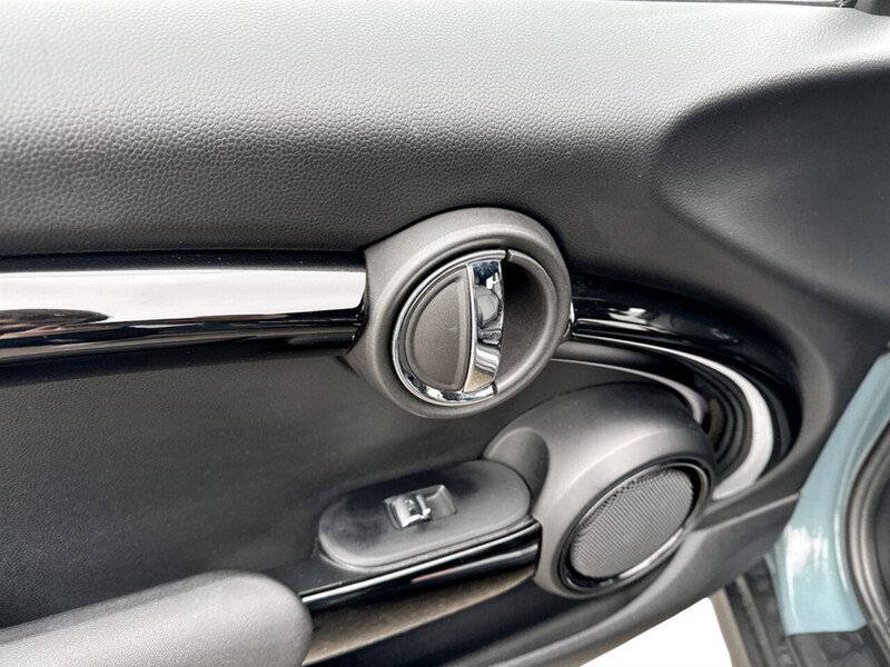 Used MINI Electric Hatch 2023 for sale - 77490693: Photo 40