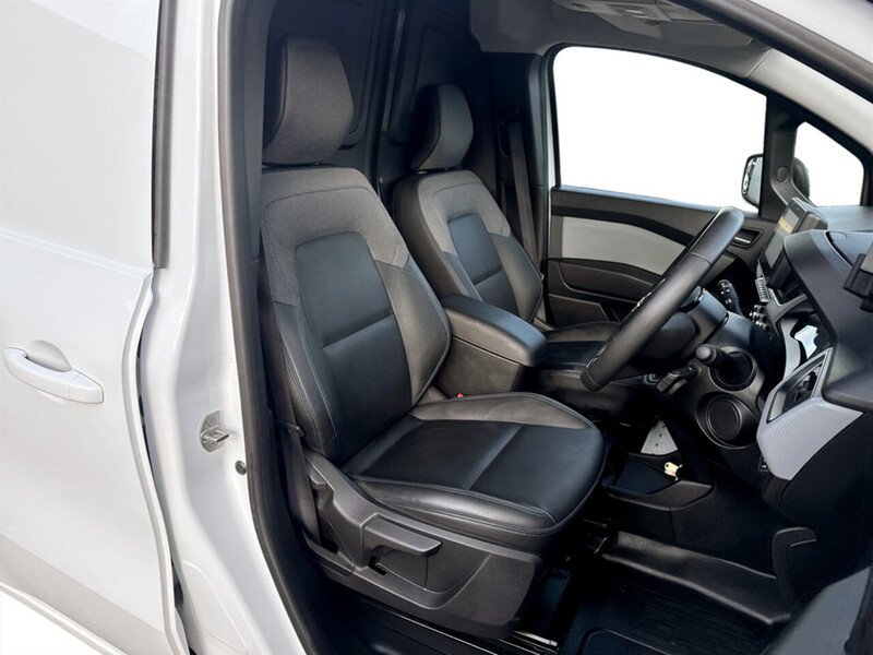 Used Nissan Other 2023 for sale - 78054254: Photo 17