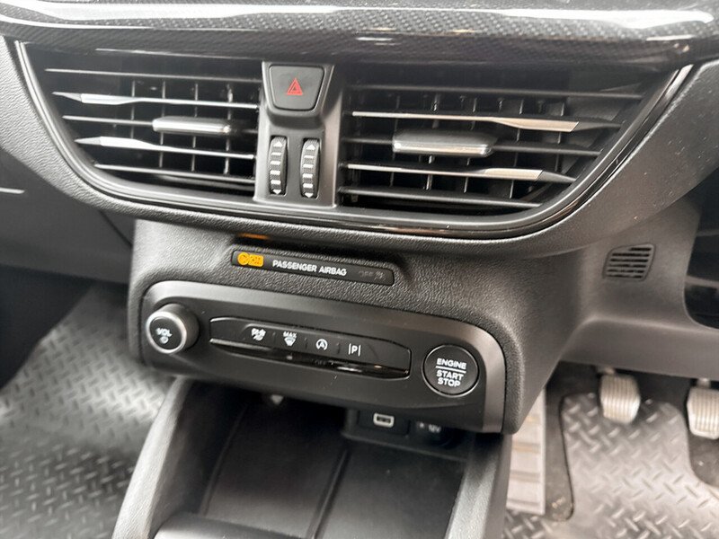 Vehicle 33